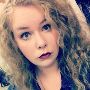 Meet your Posher, Lydia